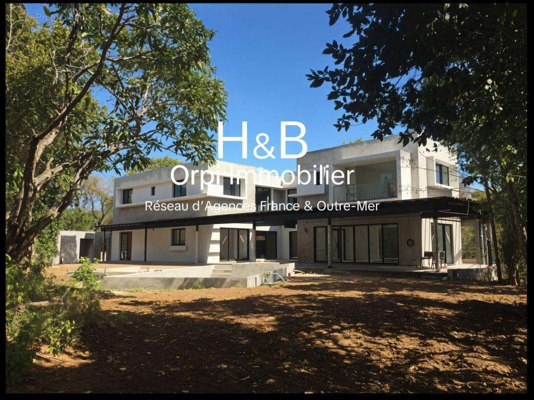 Maison à FORT-DE-FRANCE