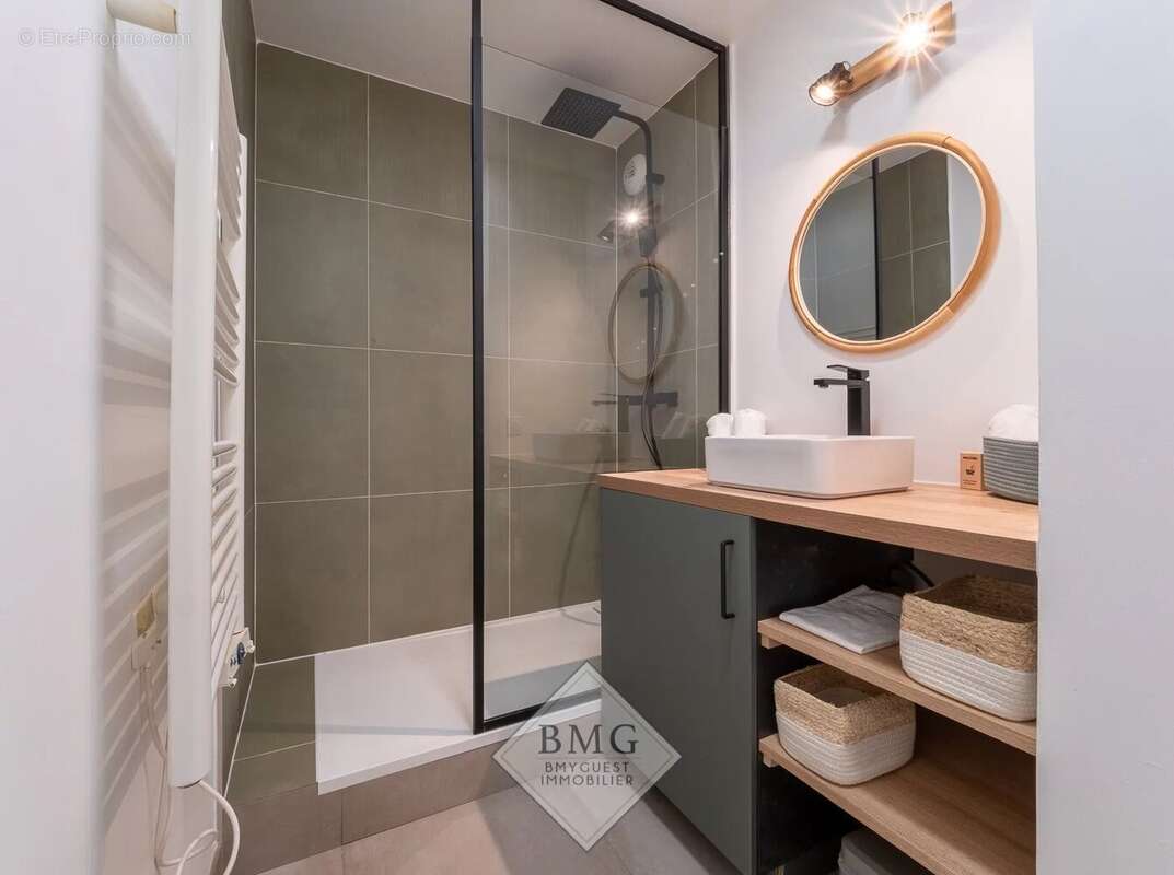 Appartement à SERRIS
