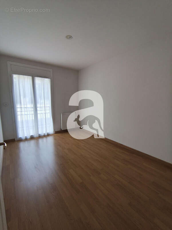 Appartement 98 m² à Soissons  - photo 7