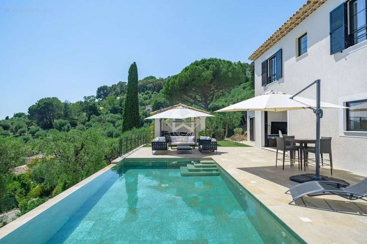 Maison à SPERACEDES