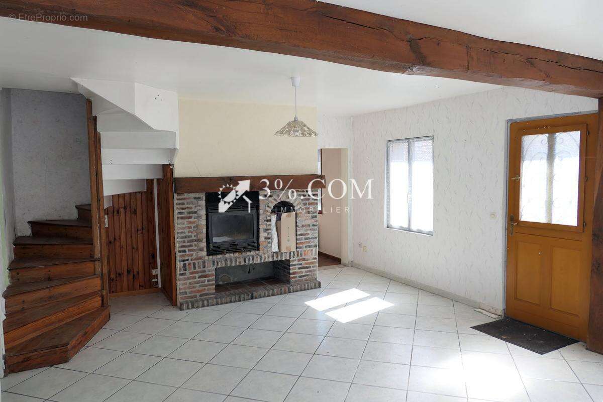 Maison à BURES-EN-BRAY