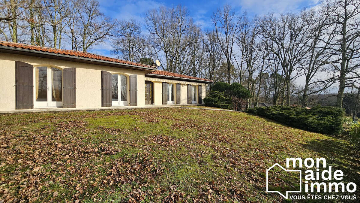 Maison à CAMARSAC