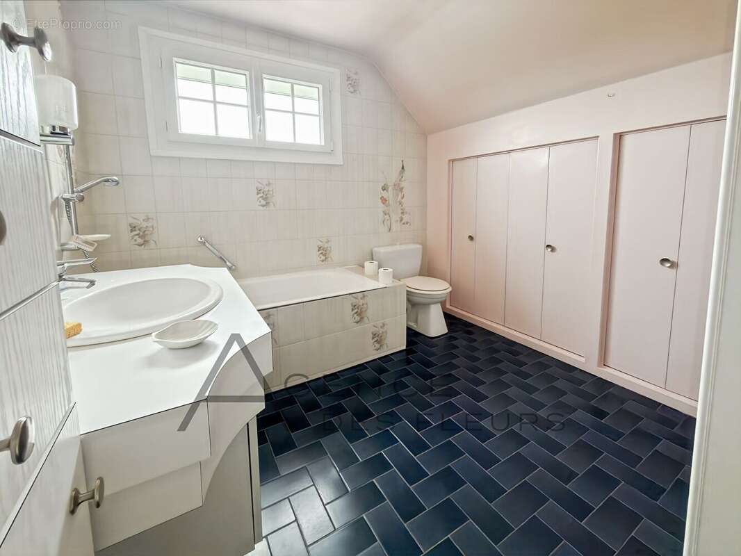Maison Saint Pierre Les Elbeuf - photo 9