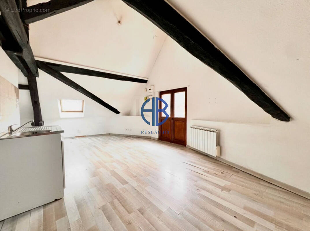 Appartement à LA TOUR-DU-PIN