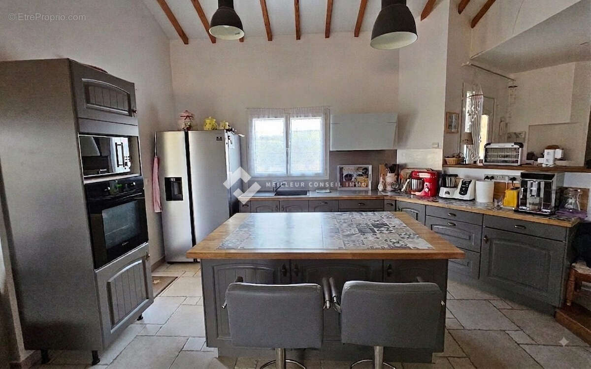 Maison 149 m² à Saint-Victor-De-Malcap  - photo 5