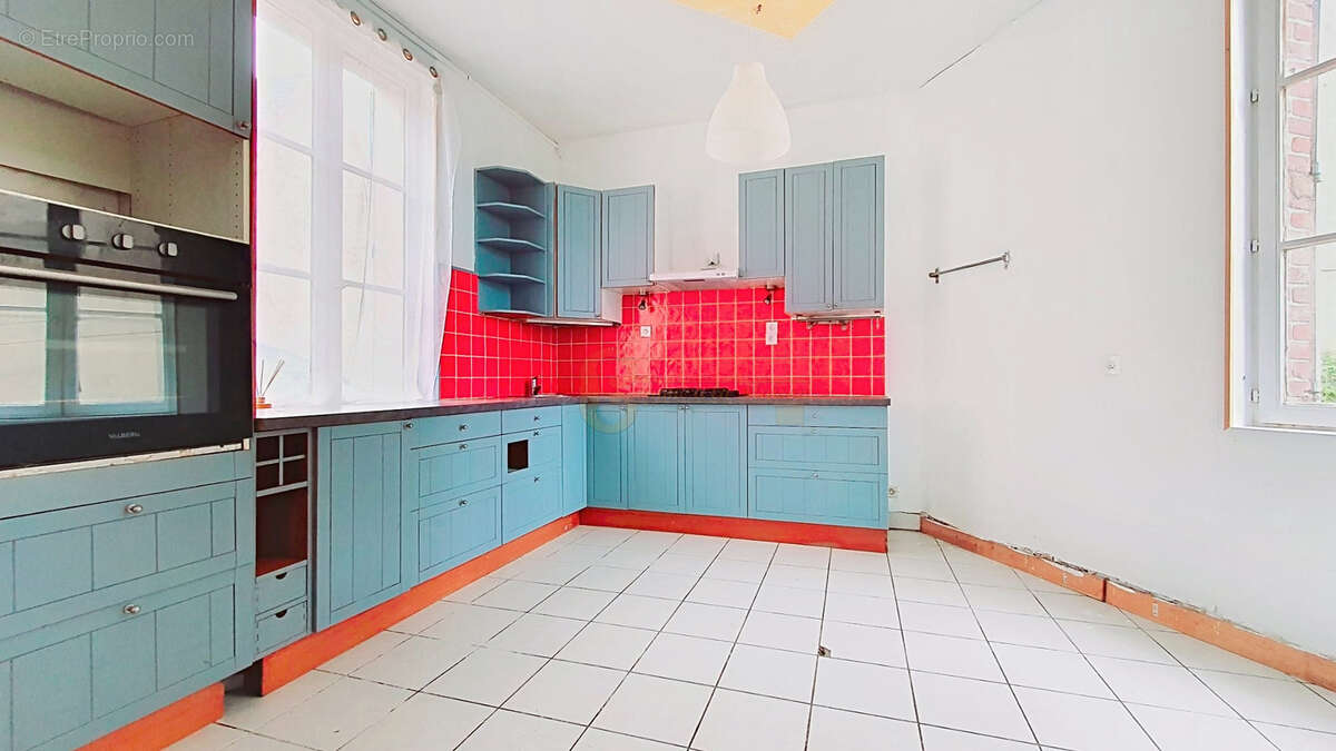 Maison à NOAILLES