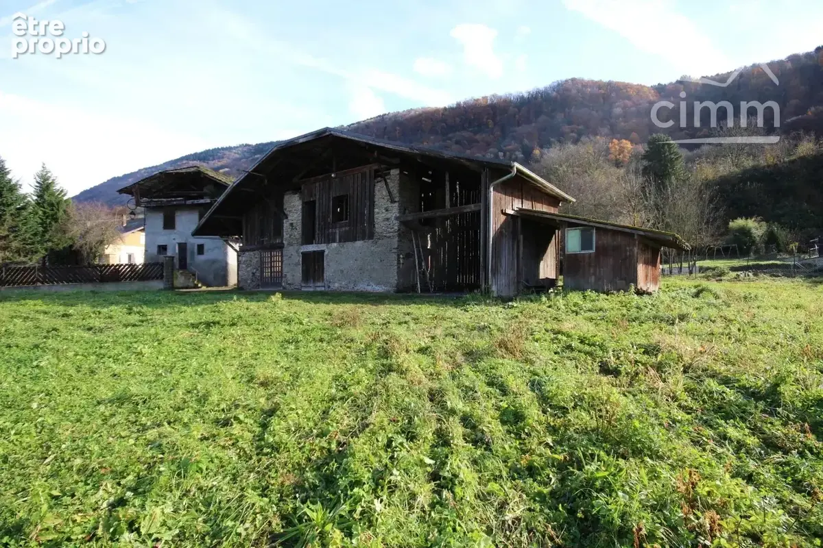 A vendre grange sur terrain de 1170 m2 villard leger 73390 - photo 5