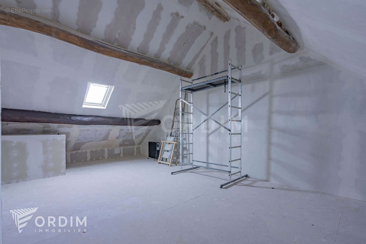 Maison à ETAIS-LA-SAUVIN