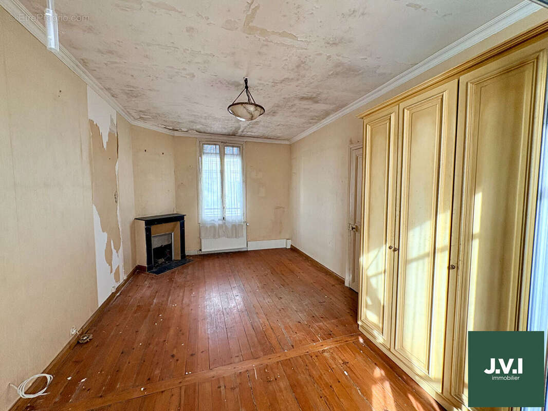 Maison à MONTMORENCY