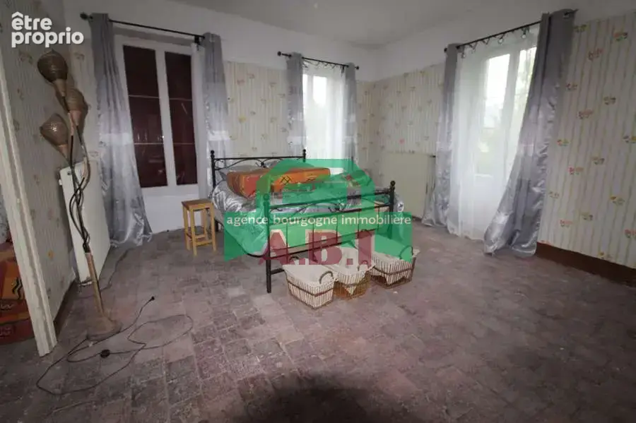 58, Morvan Lormes - Maison indépendante  style Bourgeoise bon volumen habitalbe sur 3091m2 de terrain. - photo 8