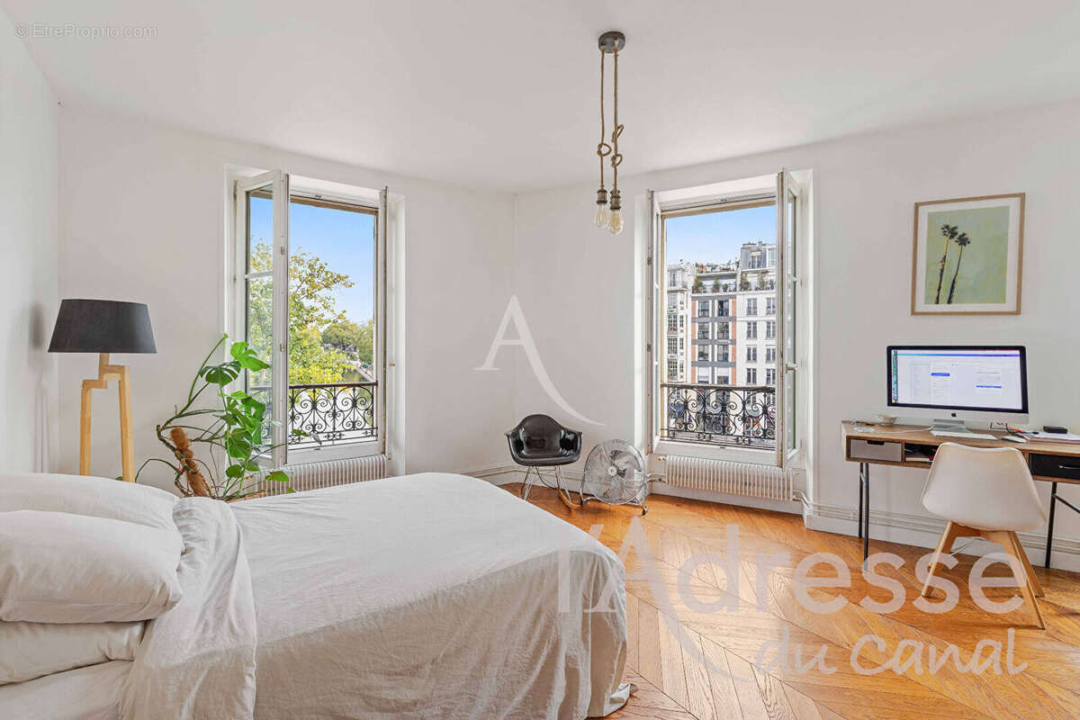 Appartement à PARIS-10E