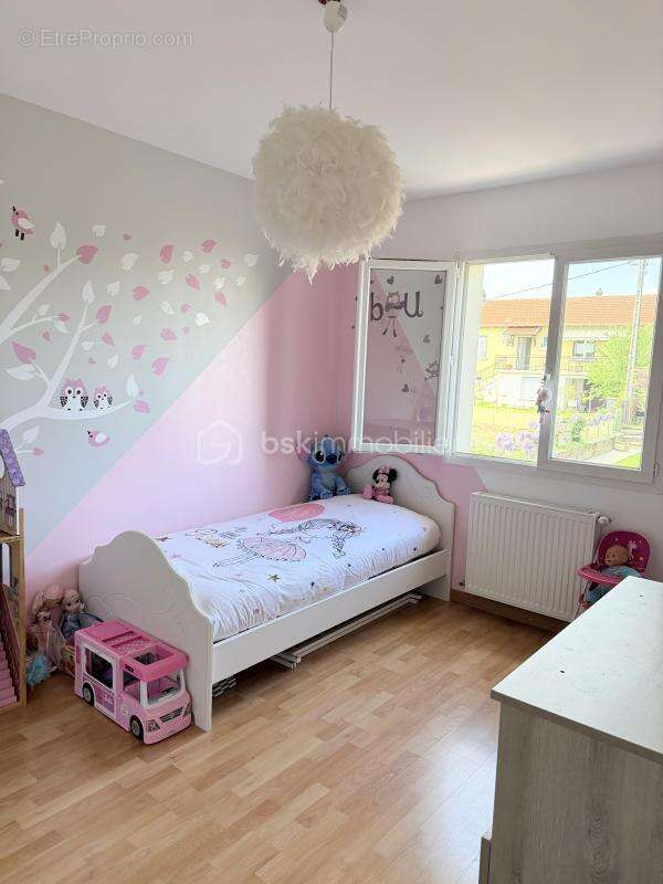 Vaugneray - maison familiale type 5 avec terrain 475 M2 - photo 11