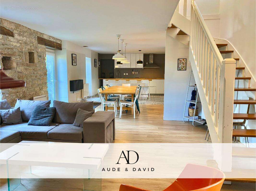 Maison à POULDREUZIC