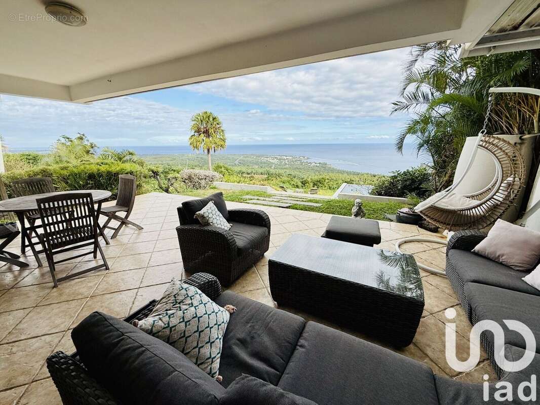 Photo 2 - Maison à LES AVIRONS