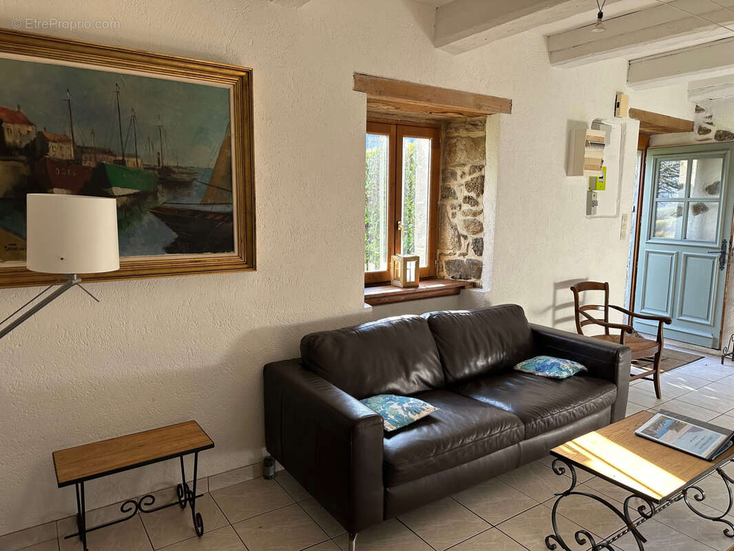 Maison à HENANBIHEN