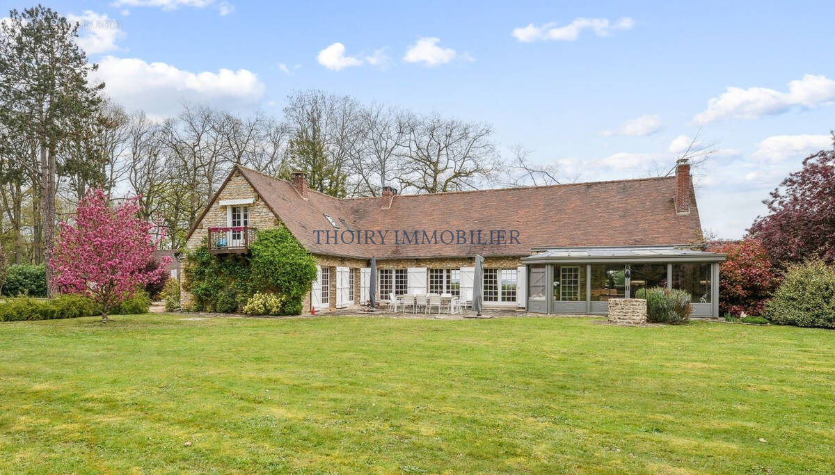 Maison à HARGEVILLE