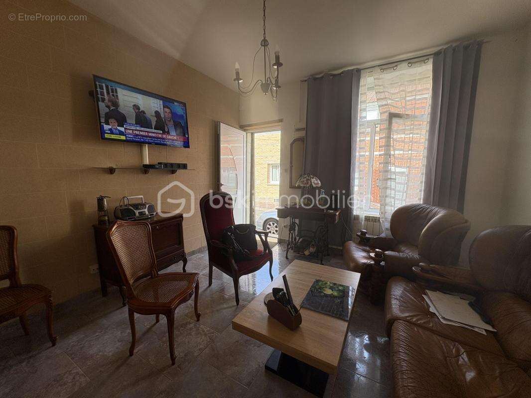 Maison à MONTIGNY-EN-GOHELLE