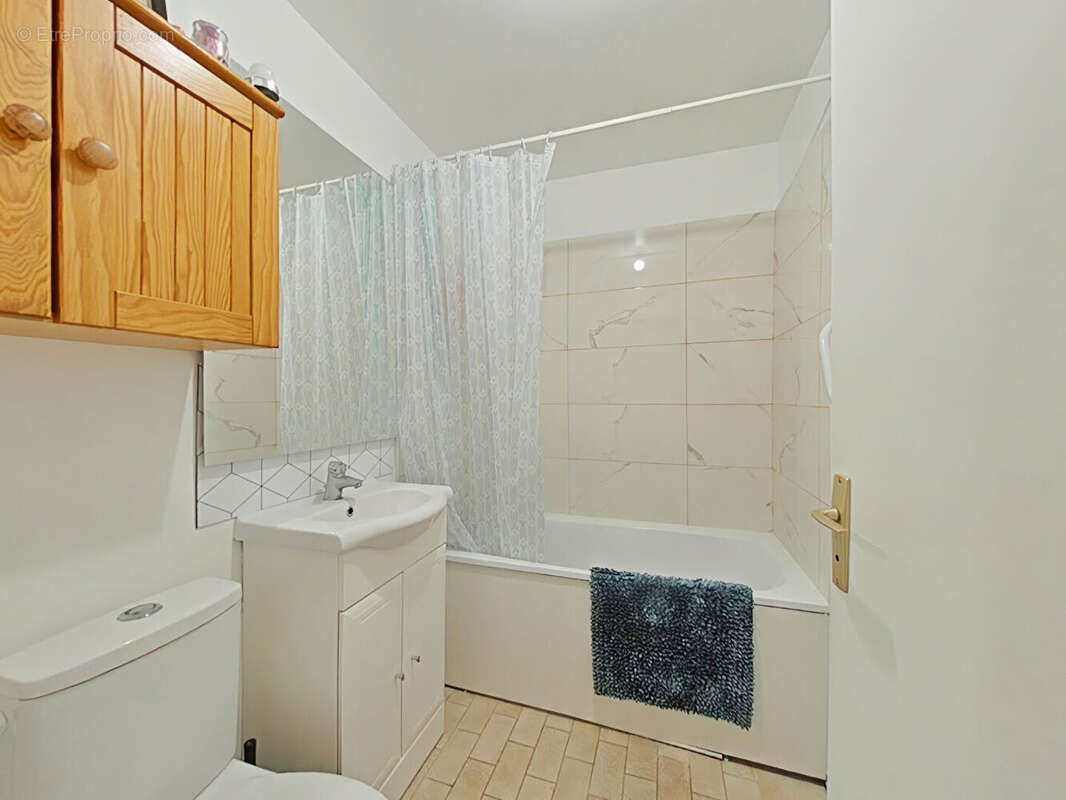 Appartement à MONTIGNY-LE-BRETONNEUX