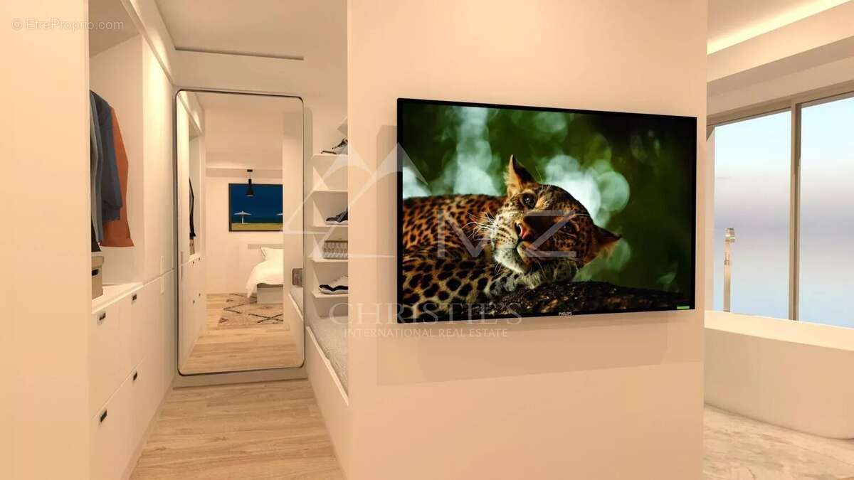 Maison à ROQUEBRUNE-SUR-ARGENS