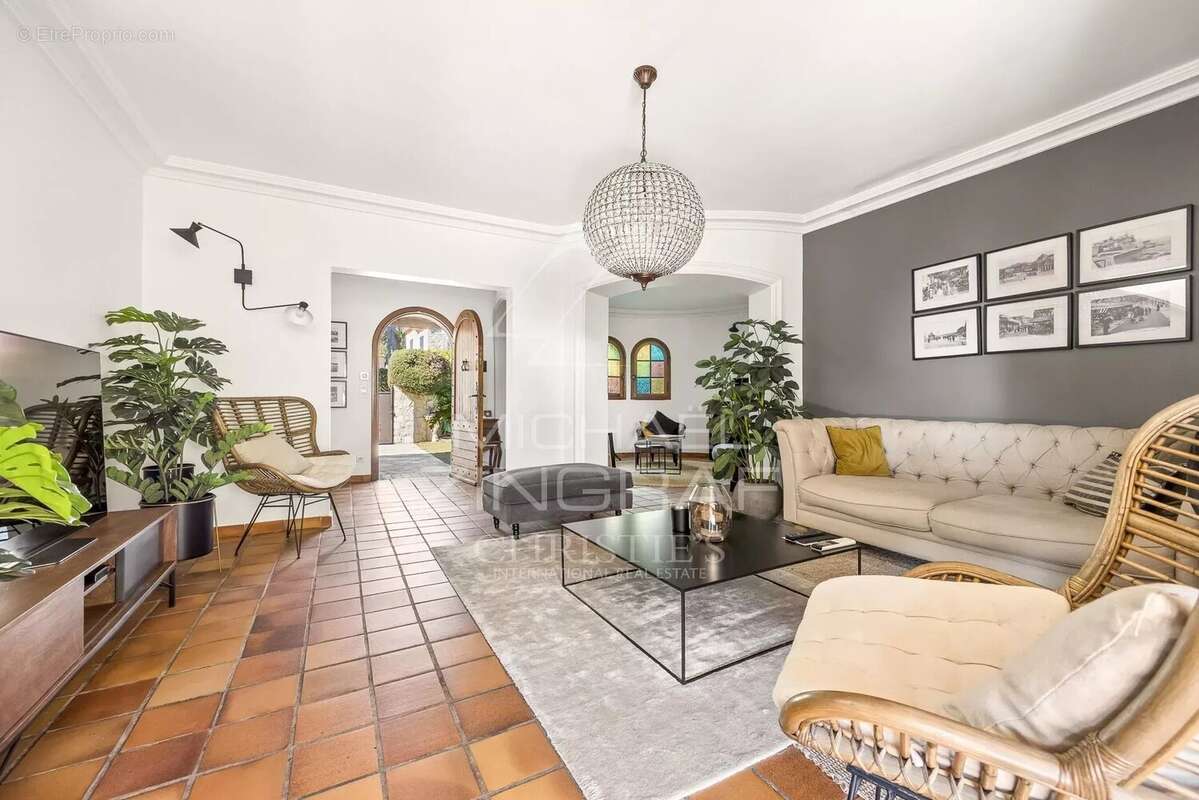 Maison à ANTIBES