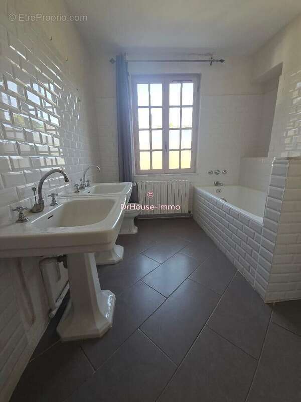 Maison 167 m² à Le Cormier  - photo 3