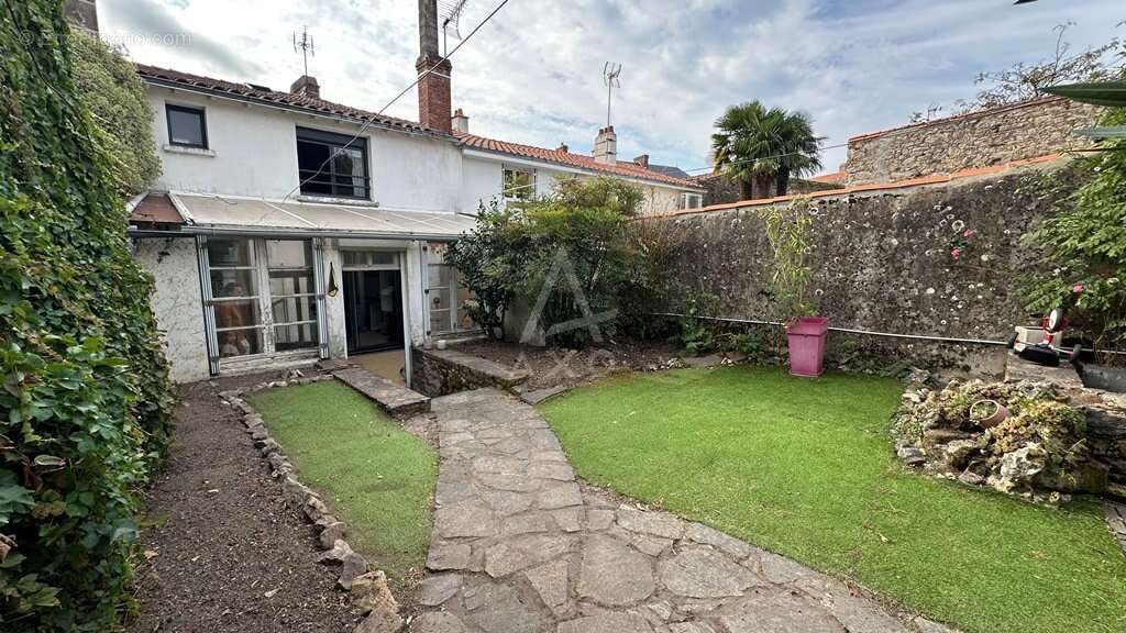 Maison à LA BRUFFIERE