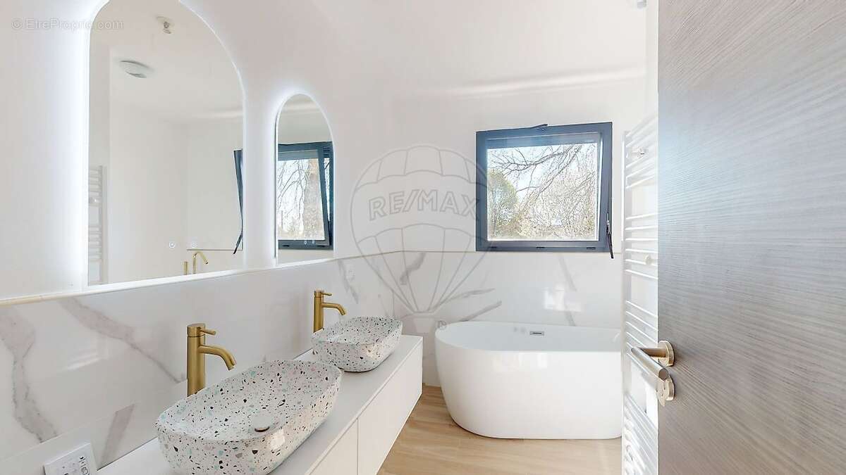 Maison à MEUNG-SUR-LOIRE