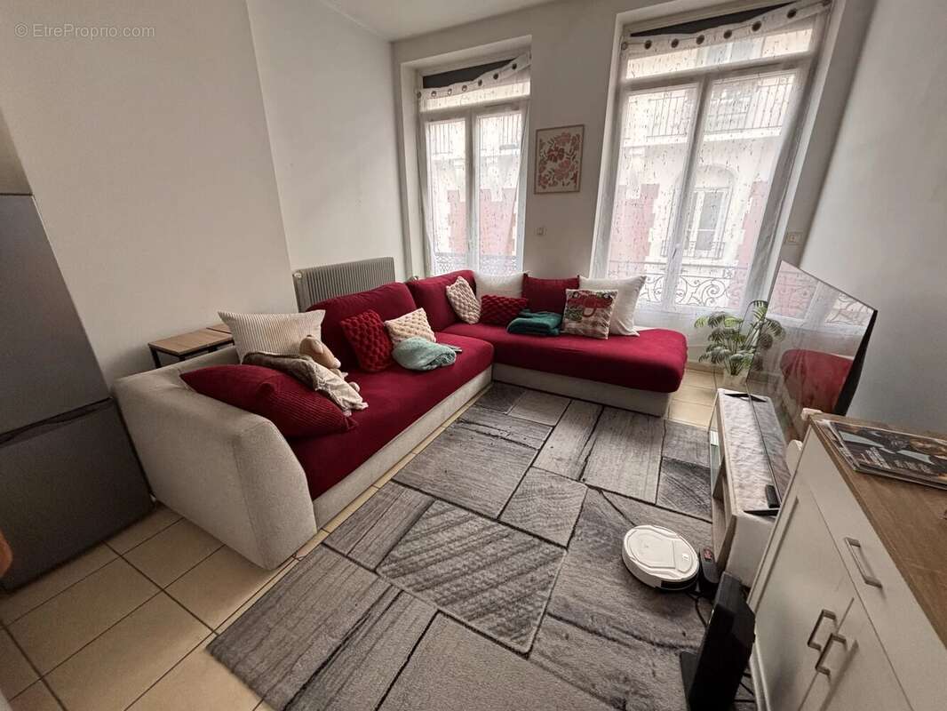 Appartement à SAINT-ETIENNE