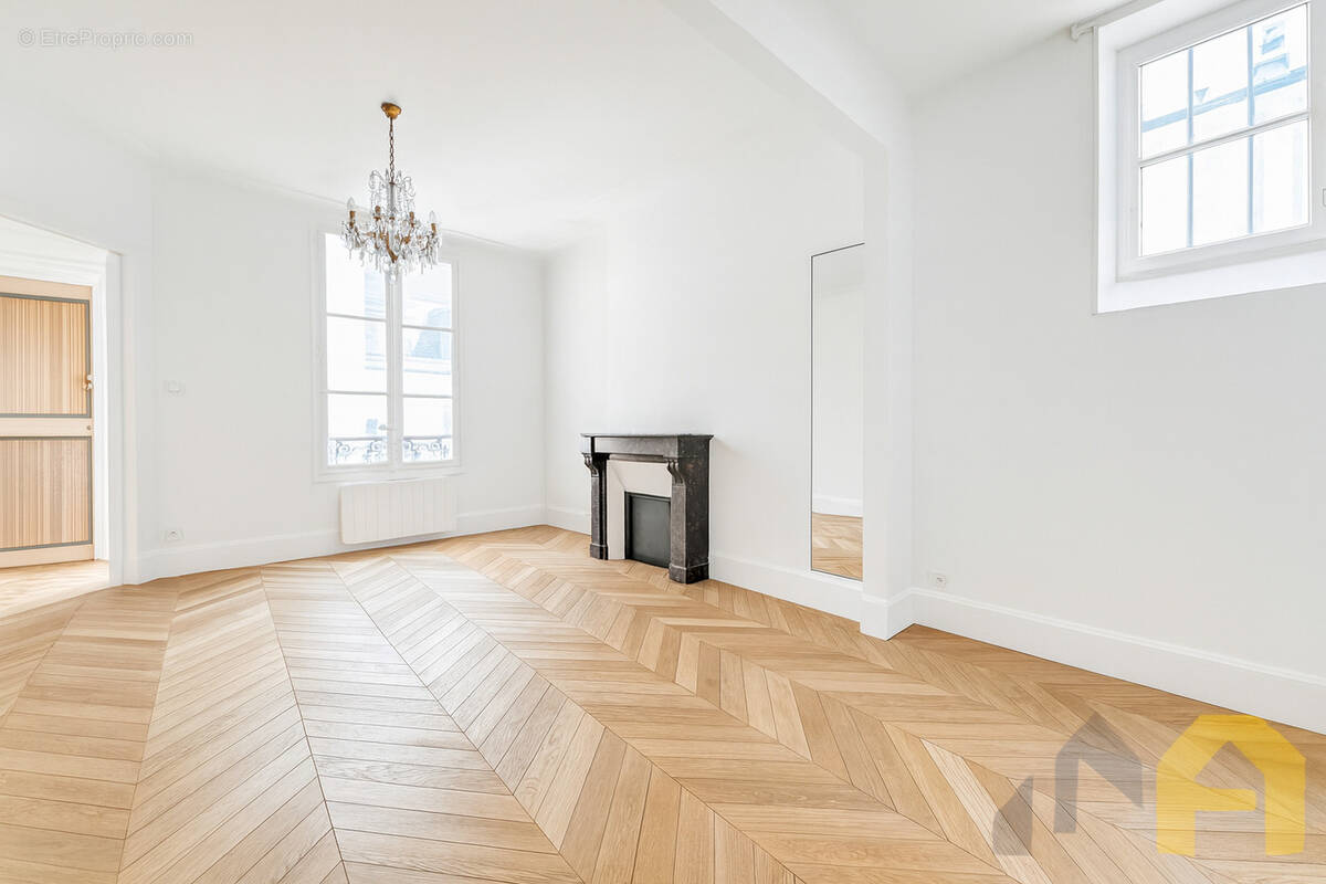 Appartement à PARIS-4E