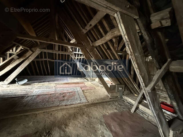 Maison d'habitation en pierre,  dans la bourg de Landelles et Coupigny - photo 22