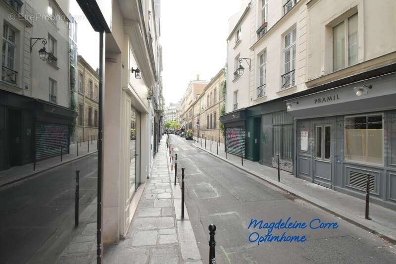 Appartement à PARIS-3E