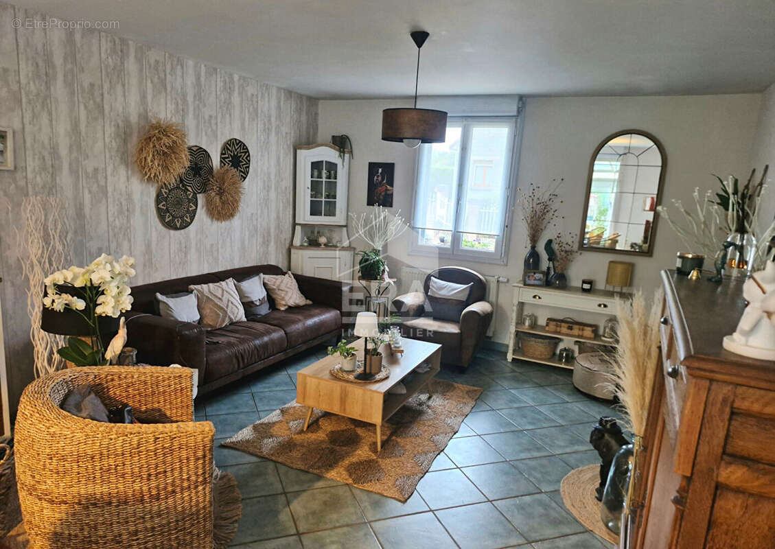 Maison à LOOS-EN-GOHELLE