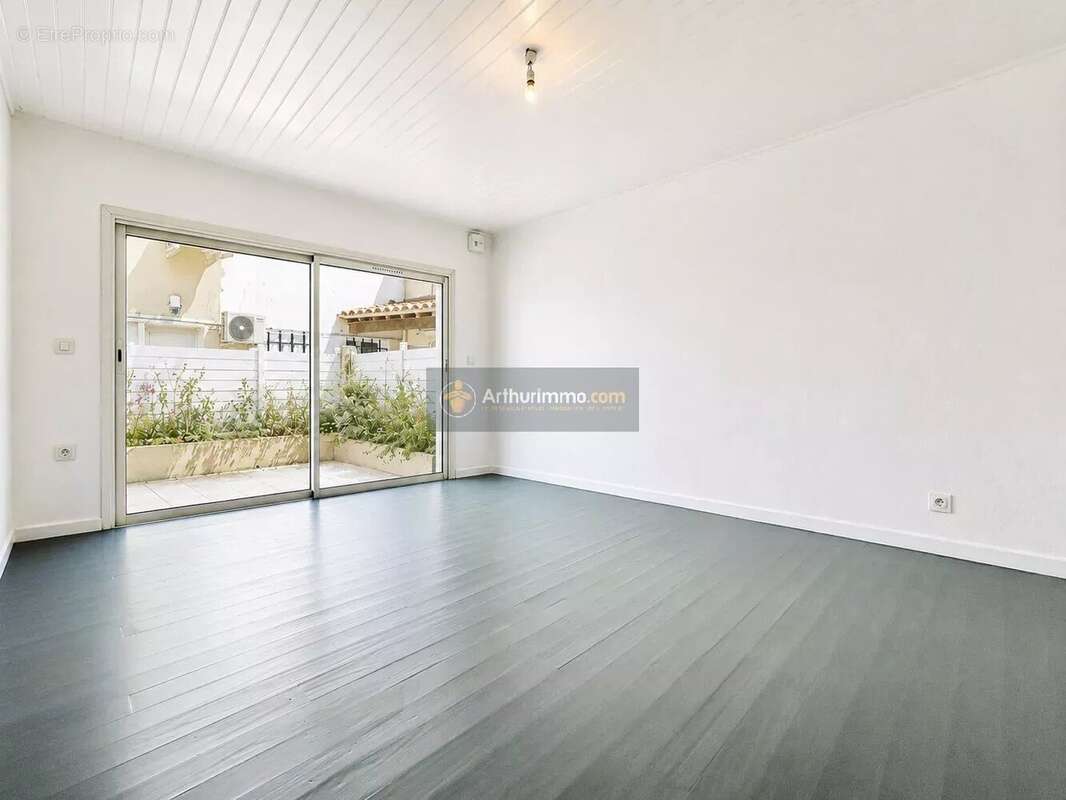 Appartement à LES ISSAMBRES