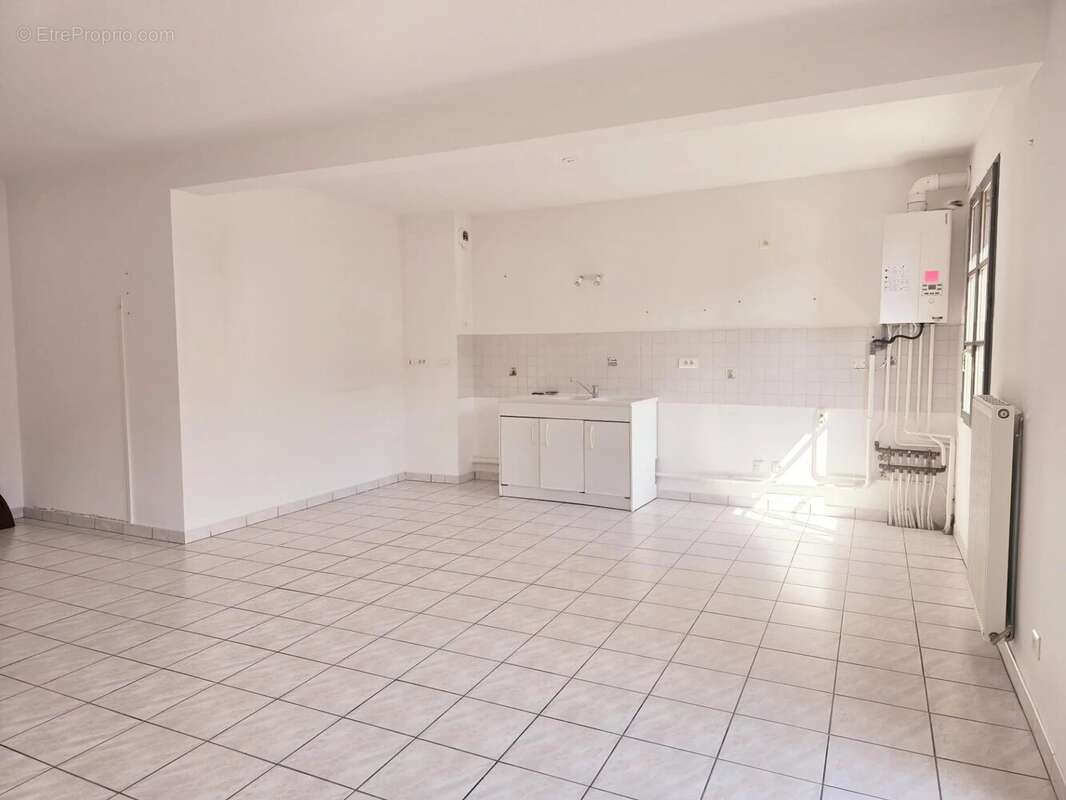 Appartement à ANSE