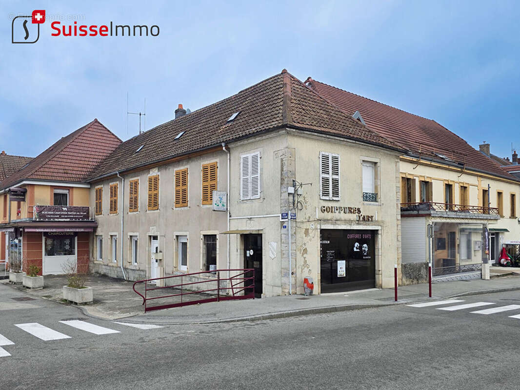 Commerce à L'ISLE-SUR-LE-DOUBS
