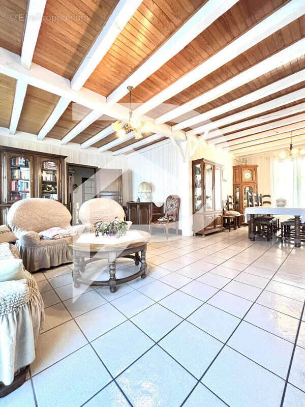 Maison à BRETAGNE-DE-MARSAN