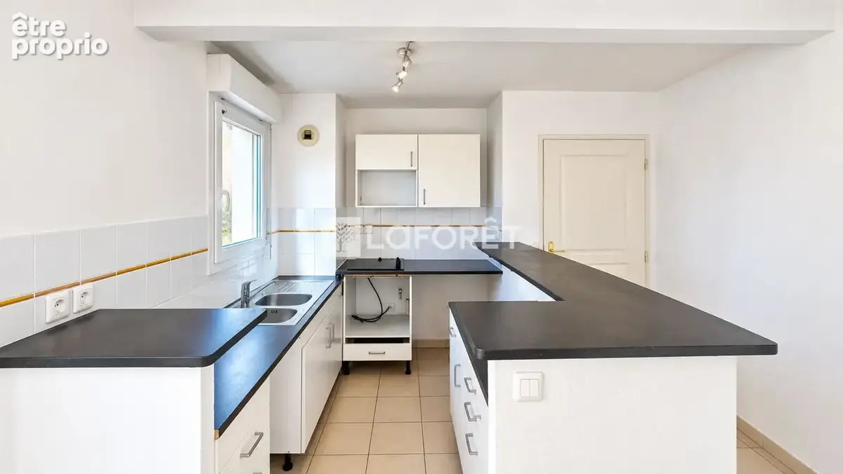 Appartement Toulon 3 pièce(s) 59.49 m2 - photo 4