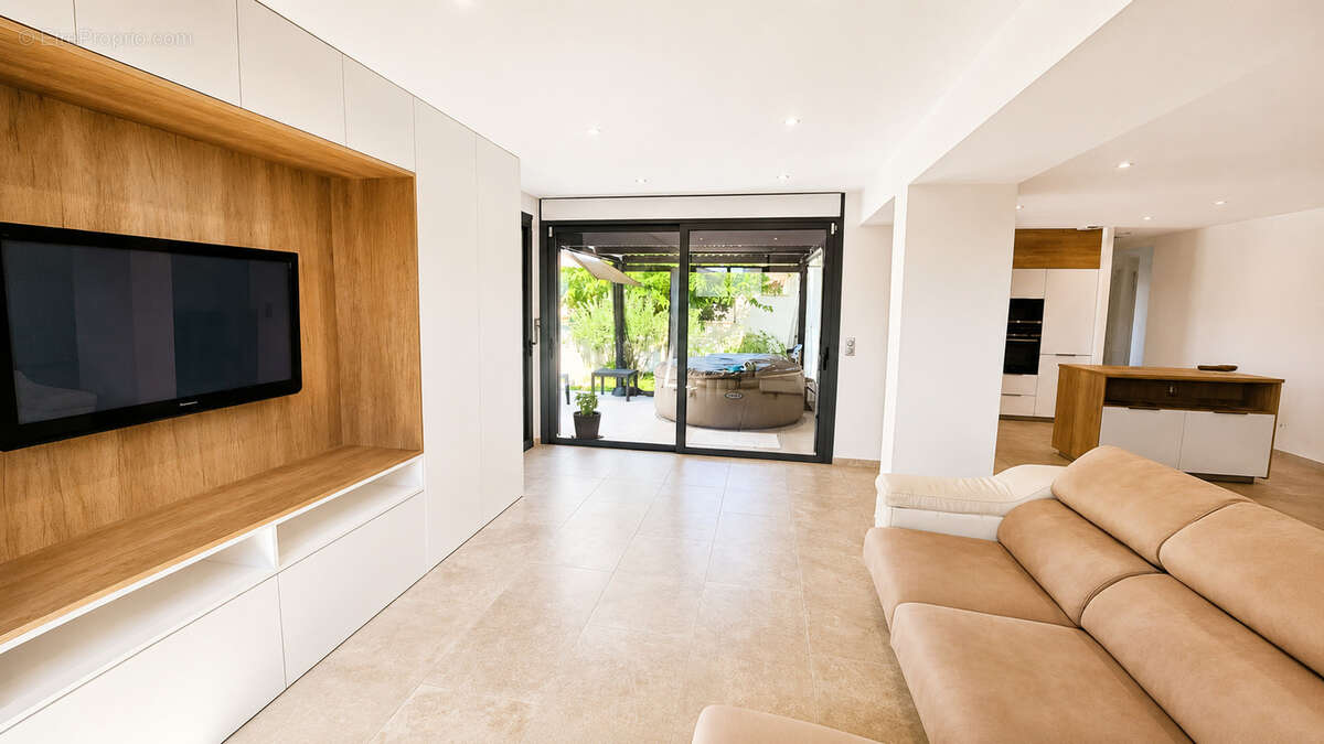 Appartement à VOLX