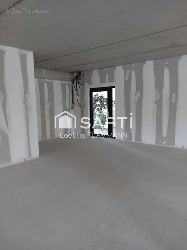 Photo 7 - Commerce à SARREGUEMINES