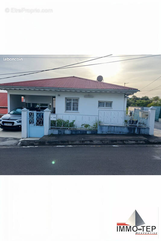 Maison à BASSE-TERRE