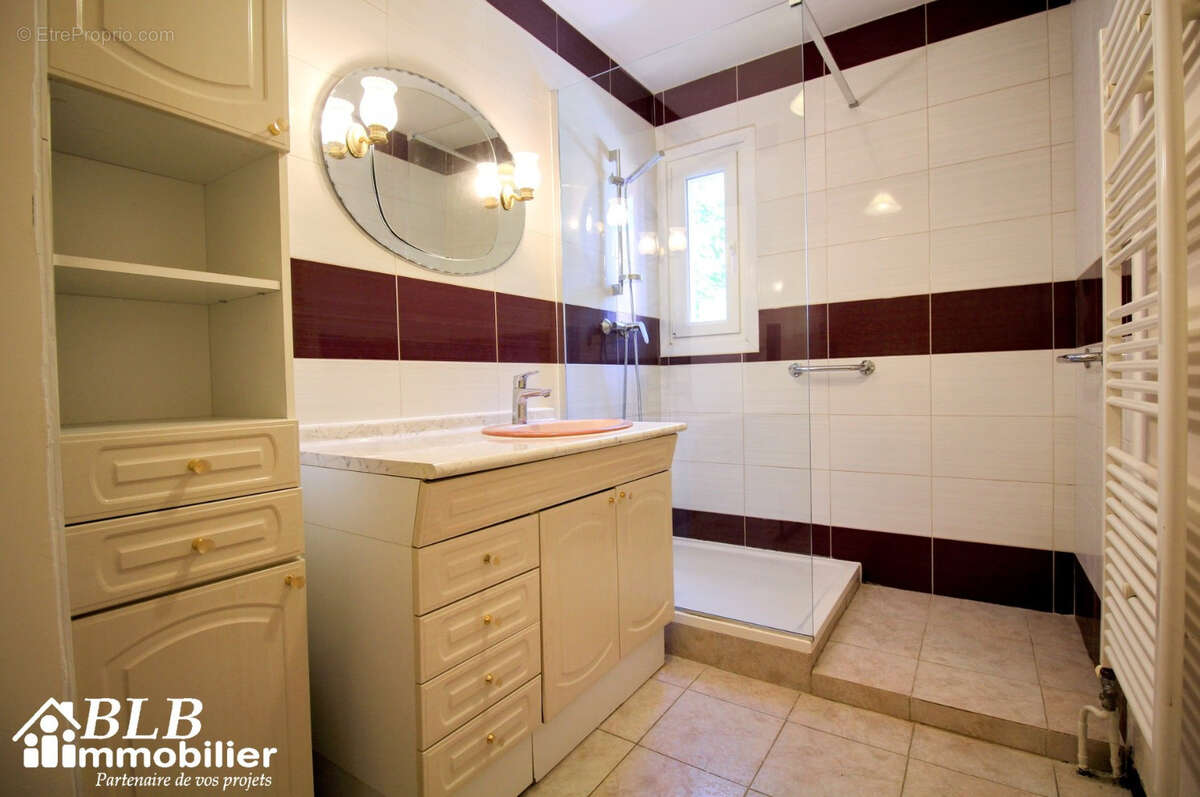 Appartement à MAUREPAS