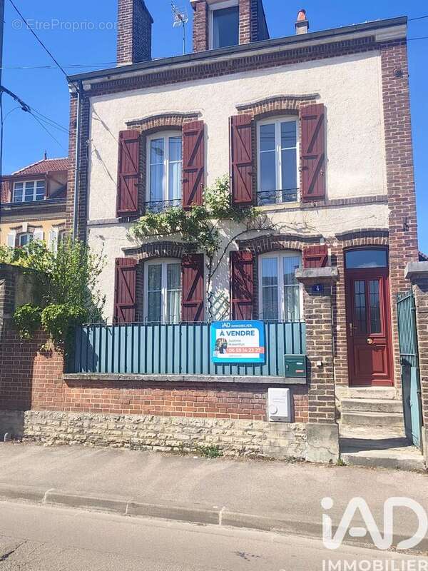 Photo 2 - Maison à TROYES