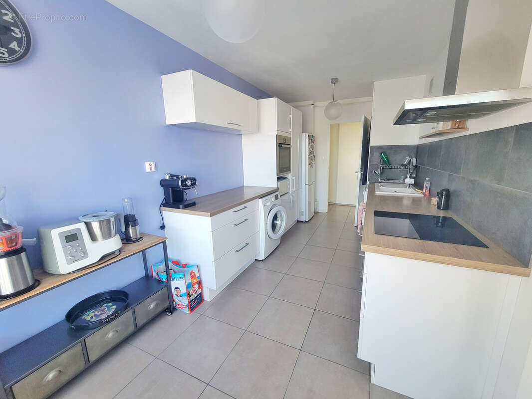 Appartement à OULLINS