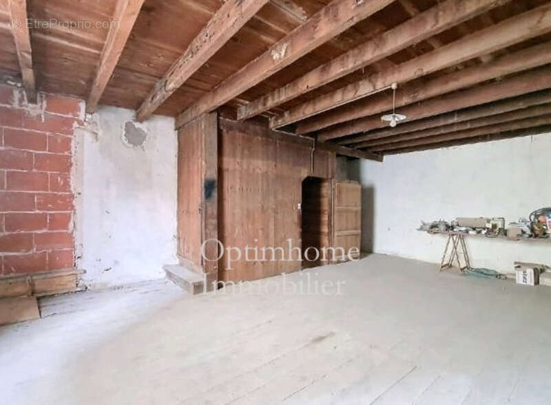 Maison à LA SAUVETAT-DE-SAVERES