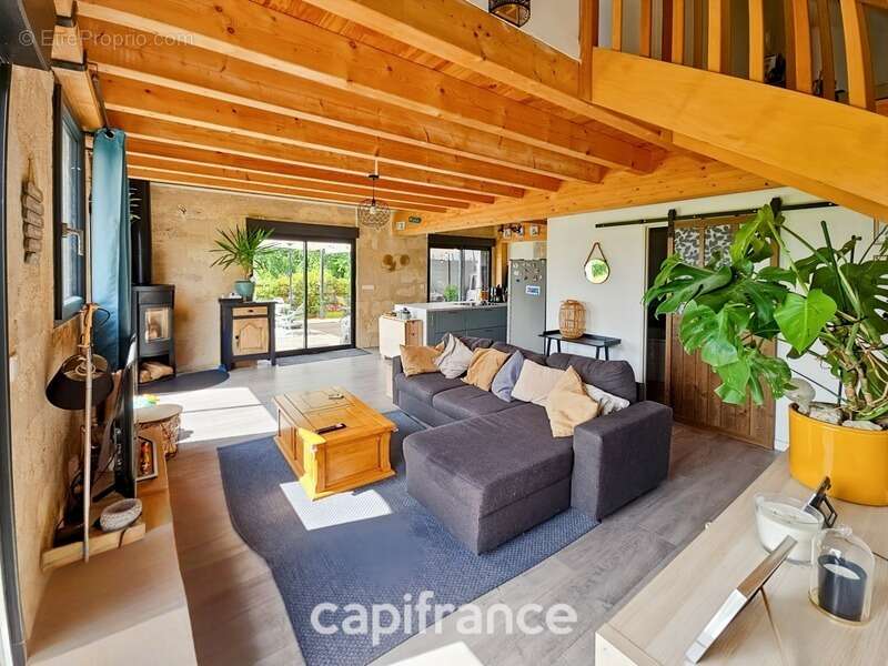 Maison à CEZAC