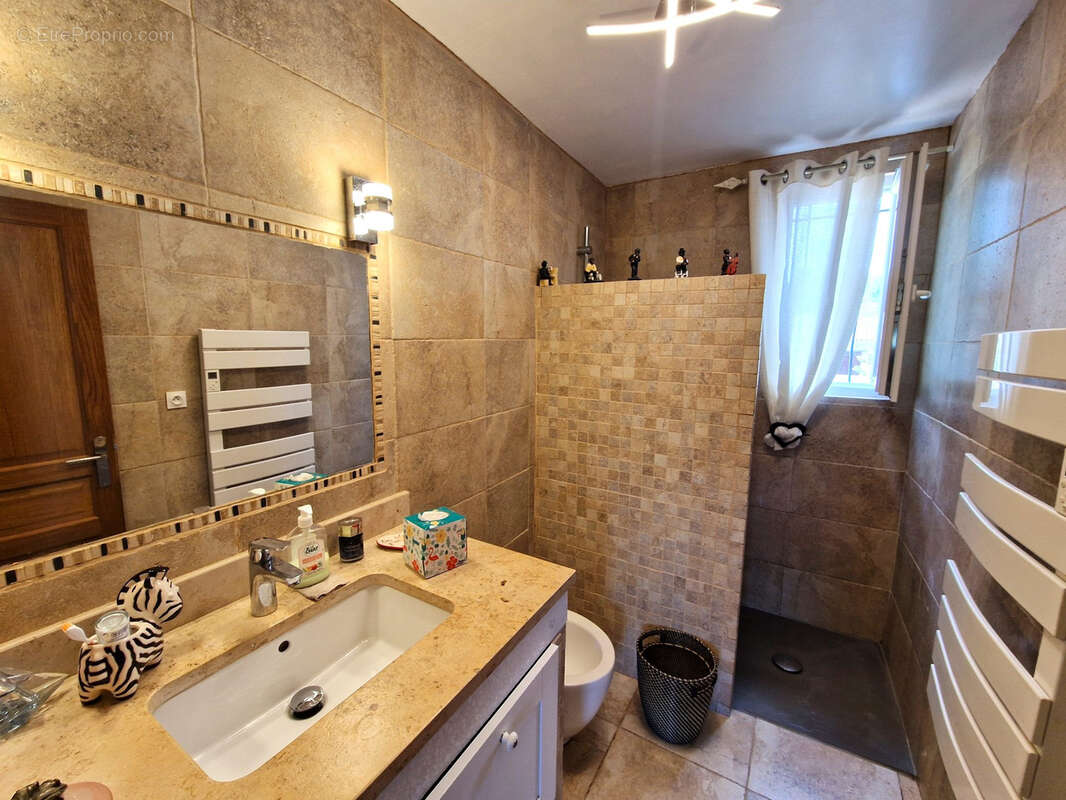 Six-Fours-Les-Plages - Maison de plain-pied au calme - photo 8