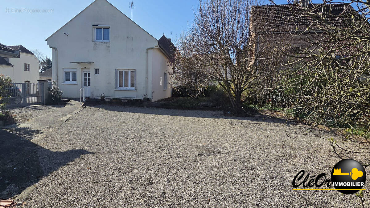 Maison à MERVANS
