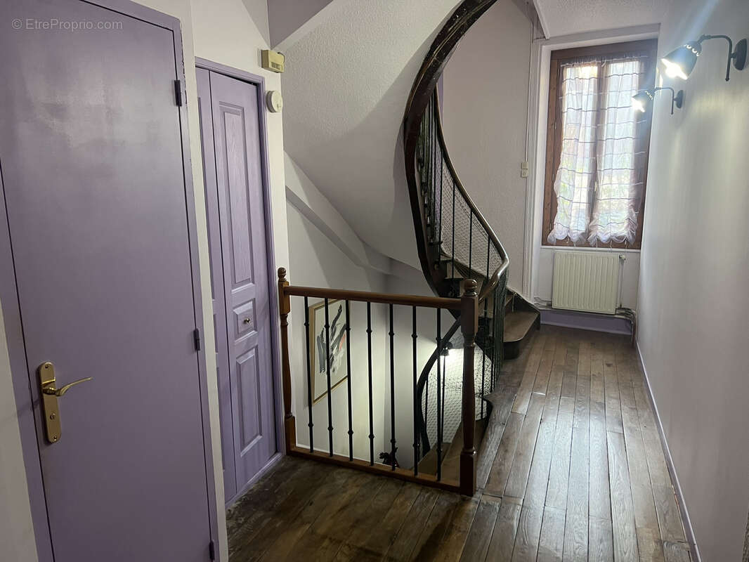 Maison à CHAROLLES