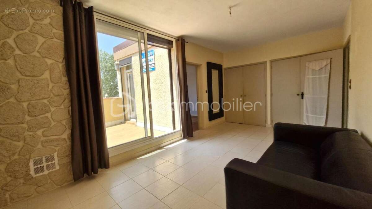 Ensemble Garage et Appartement T3 avec terrasse à deux pas de la plage et du port à Port Leucate ! - photo 5