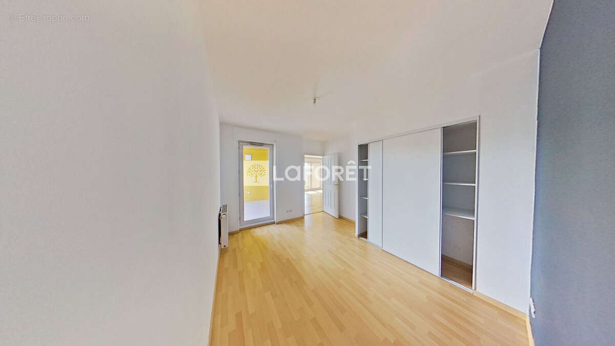 Appartement à LYON-8E